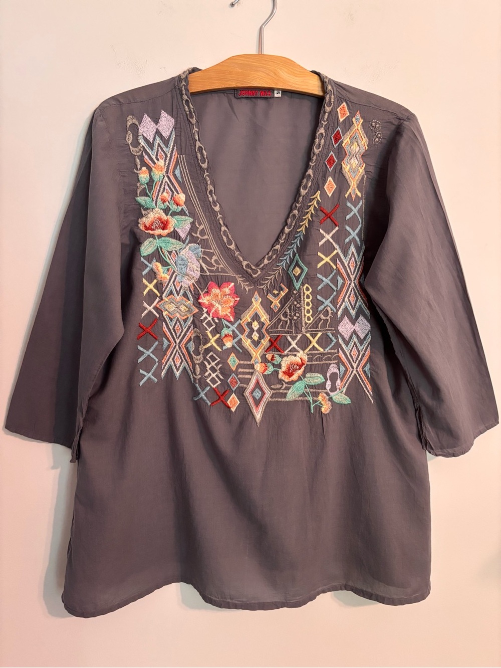 Johnny Was Cotton Vneck Embroidered Tunic